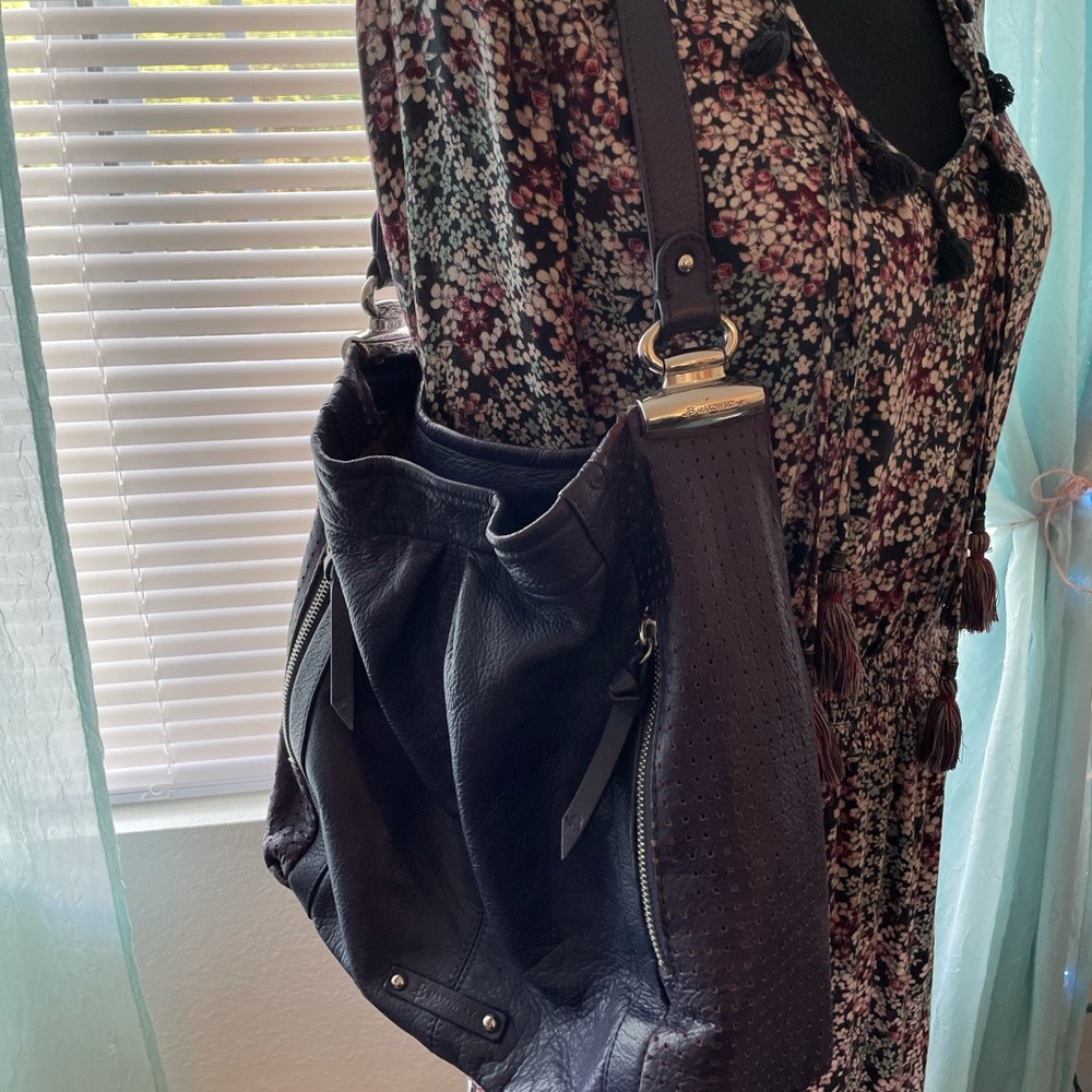 B Makowsky Soft Purple Leather Shoulder Bag